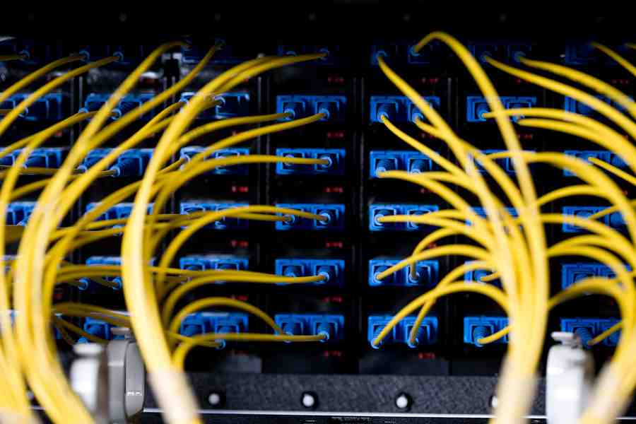 An Essential Guide to Types of Cable in Computer Network